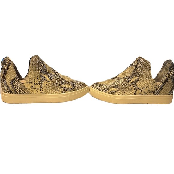 Steven by Steve Madden Snake Print High Top Hidden Wedge Heel Booties Women's 6 - Picture 4 of 9